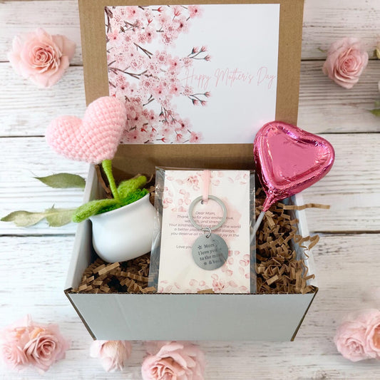 Happy Mother’s Day Gift Box| Unique Keychain, Chrochet Heart and Chocolate Heart Lollipop | Gift for Mom, New Mom Present, Mama’s Present